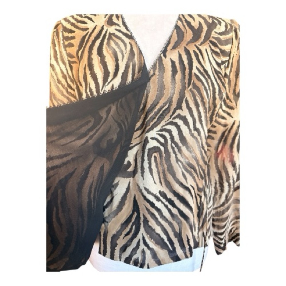 Dana Buchman 100% Silk Wrap Blouse, Zebra Print - Picture 4 of 8